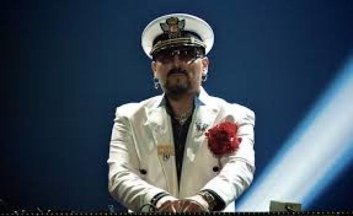 Gigi D'Agostino sul brano strumentalizzato da giovani nazi-vip in Germania,  la mia canzone parla d'amore 