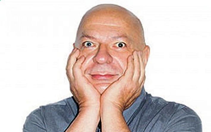 'Oggi sorrido per niente  e ringiovanisco sui social'