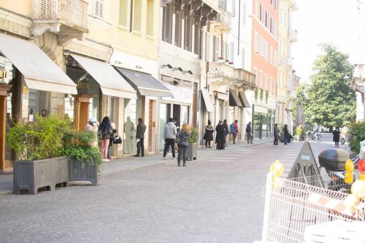 Trasformare un negozio del centro in rimessa?  A Parma non &egrave; consentito