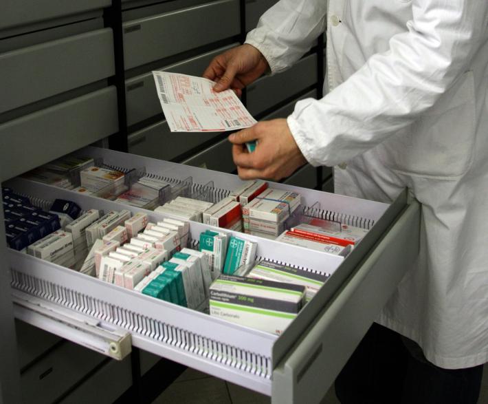 Farmacie, i medicinali consegnati a domicilio