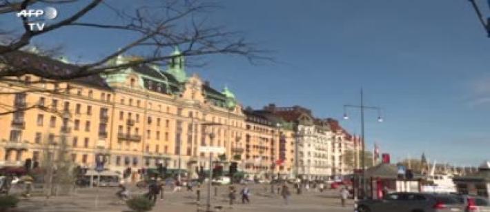 Attivisti imbrattano un quadro di Monet a Stoccolma 