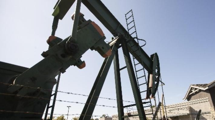 Ucraina: Ue prepara stop al petrolio russo