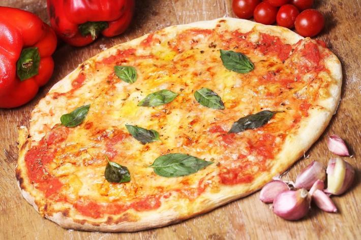 Turismo, per le famiglie italiane la pizza piatto che piu' ci rappresenta