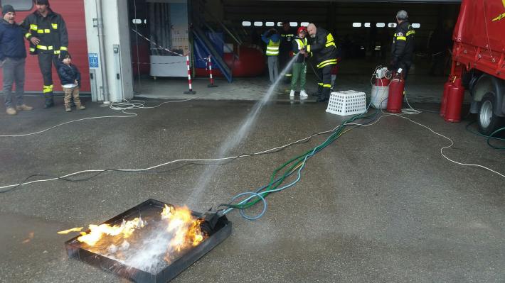 I pompieri festeggiano Santa Barbara