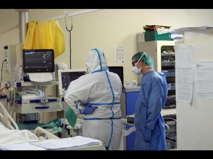 6 morti e 13 nuovi ammalati a Parma. Venturi: 'Notizia superpositiva: i guariti hanno 'superato' gli ammalati attivi'