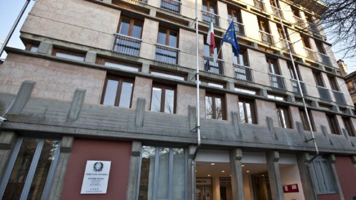 Ruba la corrente dal contatore del condominio: condannato