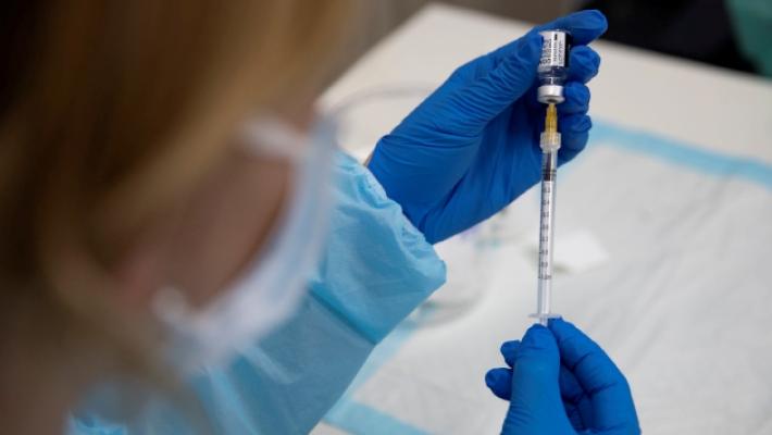 Tutti in fila all'Open day per anticipare la dose &laquo;booster&raquo;