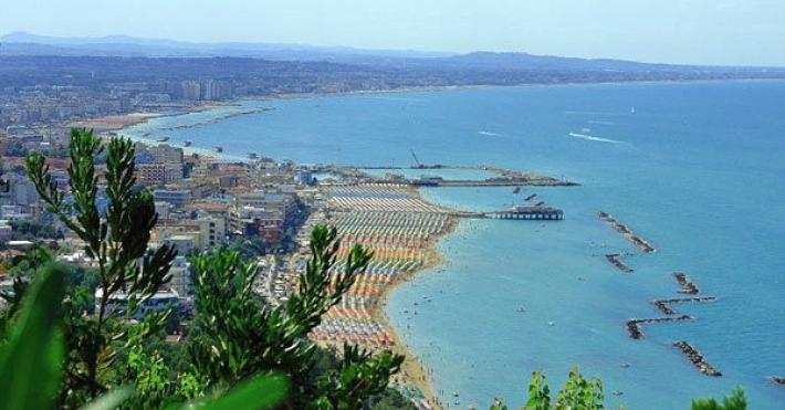 Cattolica, l'80%  degli hotel quest'estate non aprir&agrave;. 