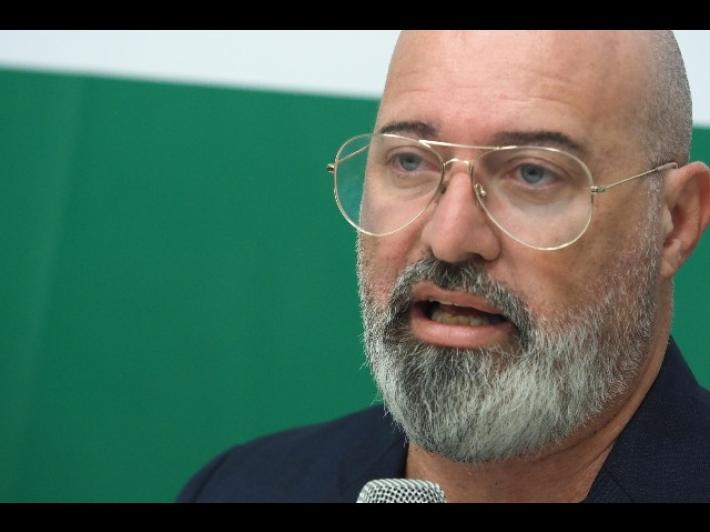 Bonaccini lancia gi&agrave; la fase 3: 'Bus gratis per gli studenti'