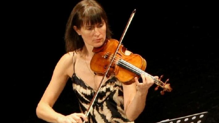 La violinista russa Mullova a Parma &laquo;con il cuore all'Ucraina&raquo;