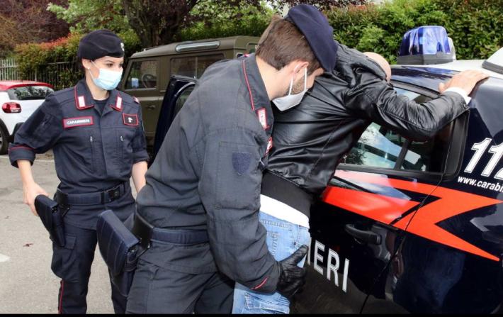 Salso, &laquo;beccati&raquo; due giovanissimi spacciatori