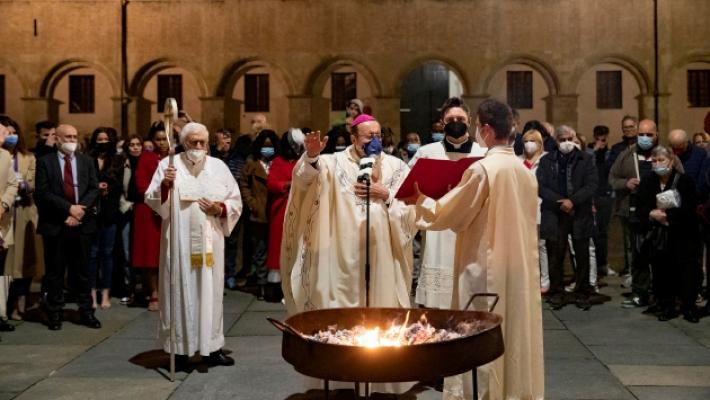 &laquo;La nostra fede nata in rianimazione&raquo;. Le testimonianze di sei adulti diventati cattolici