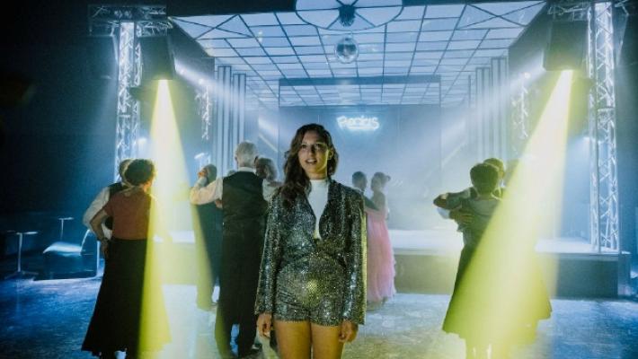 Alieni, la musica di Maria Letizia sul disagio sociale