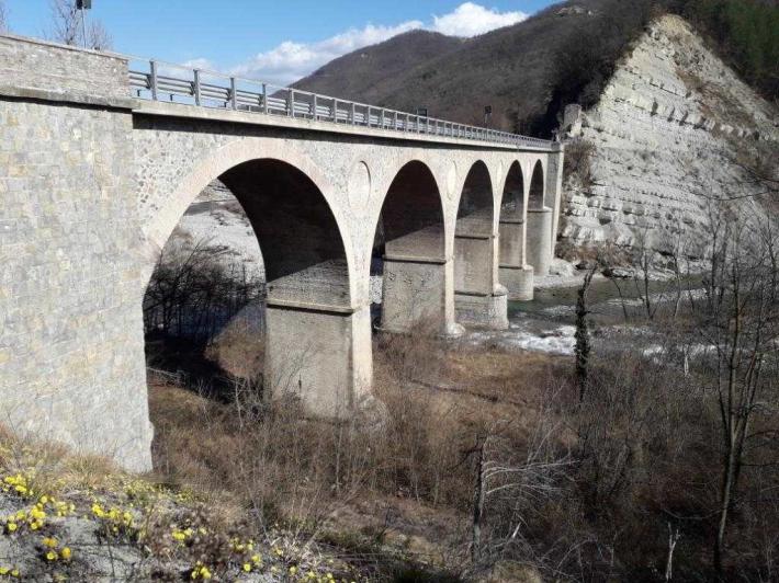 Chiuso dal 19 al 23 maggio il ponte di Vetto: i percorsi alternativi