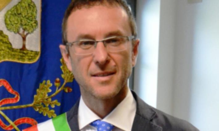 Profughi, il sindaco Fecci scrive al prefetto. Duro attacco alle coop