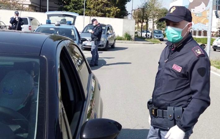 La Fase 2 dei controlli: 8 multati su 952. E due titolari di attivit&agrave; sanzionati