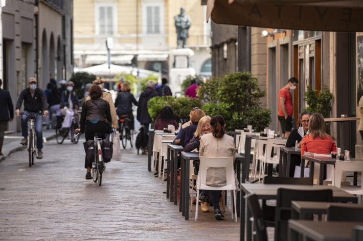 Primo giorno di Fase 2, Parma rialza le serrande