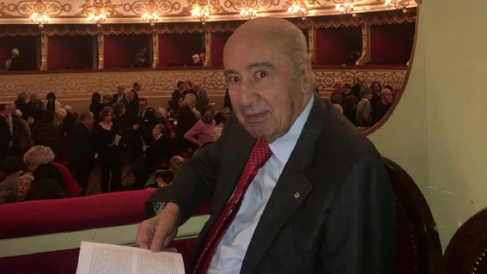 Addio ad Ambanelli, il medico che amava la lirica