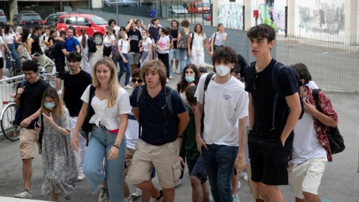 I ragazzi della maturit&agrave;: &laquo;Temi belli. Le parole di Liliana Segre ci sono entrate dentro&raquo;