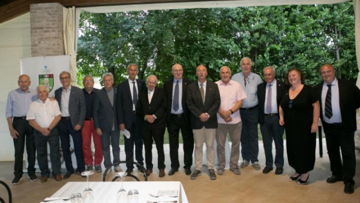 Serata di festa per Adorni, Barella, Dall'Olio, Gelati e Vicini