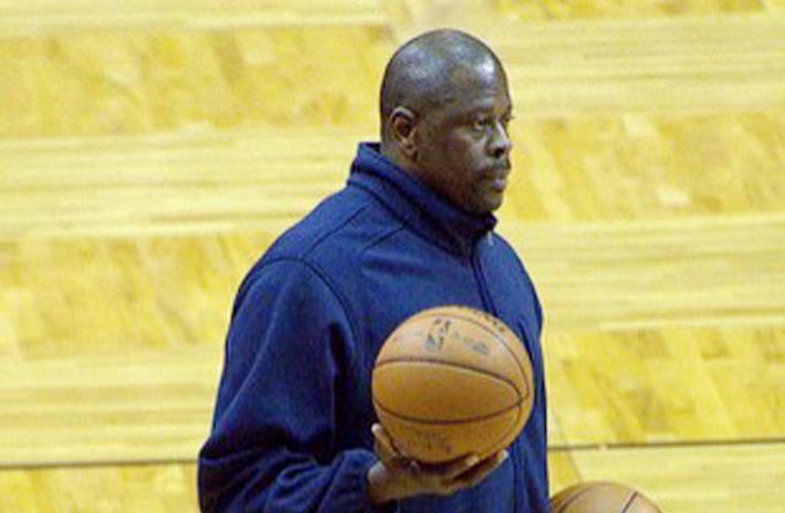 L'ex stella Nba dei New York Knicks Patrick Ewing positivo