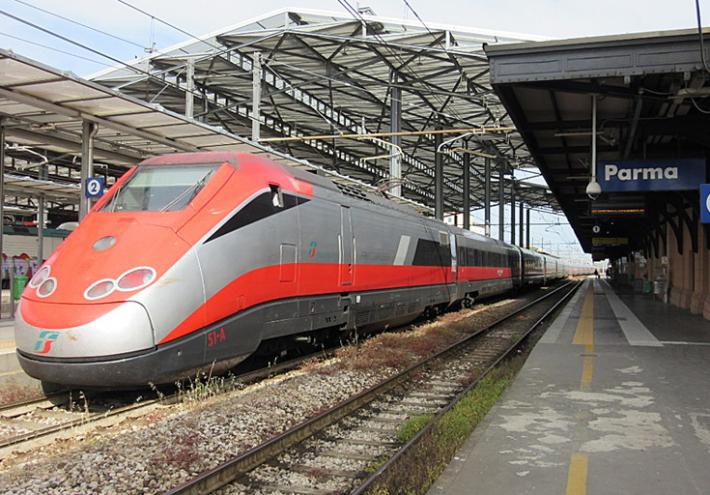 Quel Frecciarossa &ldquo;fuori orario&rdquo;: avanti e indietro da Parma a Milano
