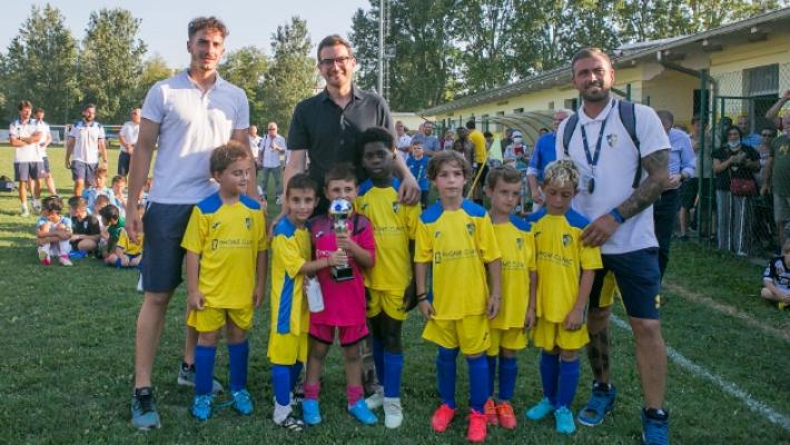 Guerra, prima domenica da sindaco in mezzo ai mini calciatori