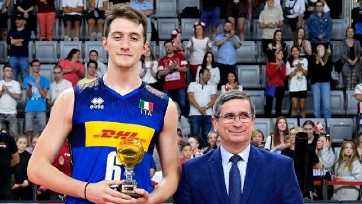 Francesco Comparoni, un parmigiano sul tetto d'Europa: &laquo;Io e l'azzurro, emozioni uniche&raquo;