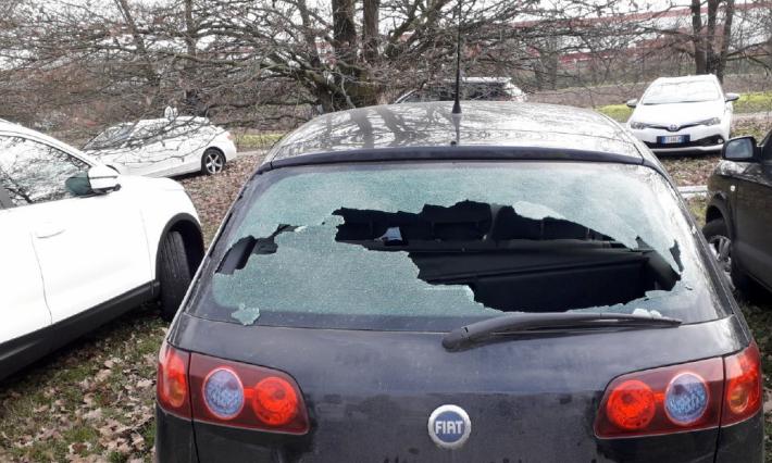 Danni e furti sulle auto dei podisti in gara