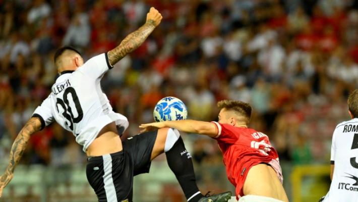 Su un campo di patate, Parma spuntato