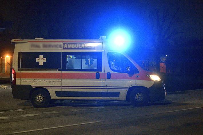 Frontale nel Bresciano, muoiono due ragazze. Cinque i feriti