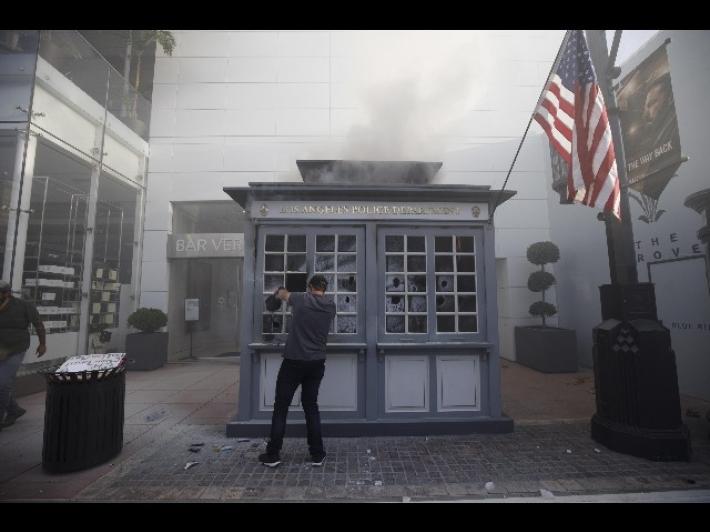 Usa, proteste per George Floyd,  1.400 arresti