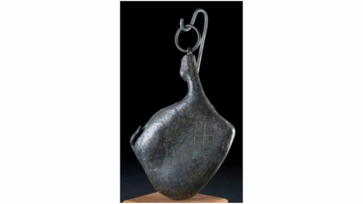 Una meridiana a forma di prosciutto: per i romani era un orologio da tasca. In mostra a Langhirano