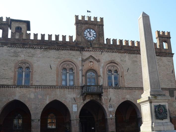 Email e denunce, nuovo scambio di accuse a Fidenza tra maggioranza e opposizione