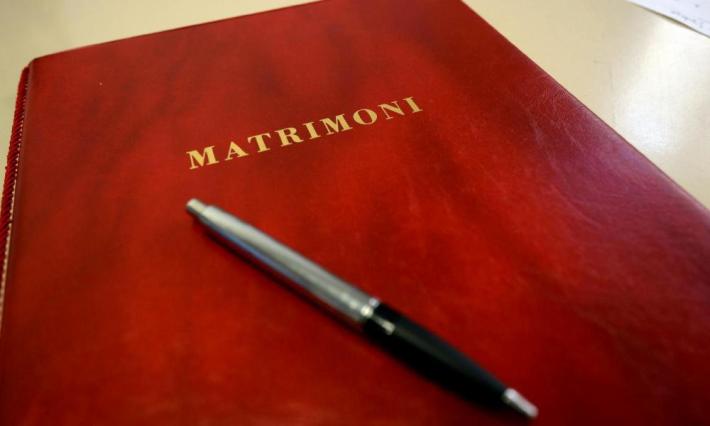 Sposa ucraina con 20 anni di meno poco prima di morire