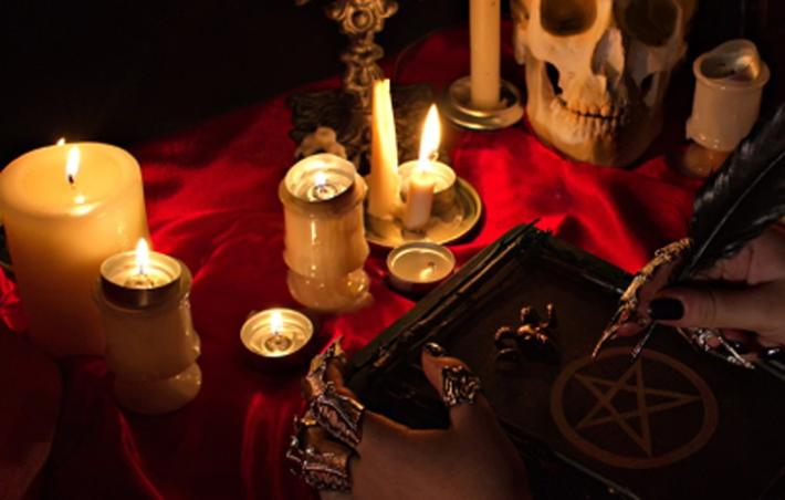 Riduzione in schiavit&ugrave; e abusi, arrestato il  capo di una setta 