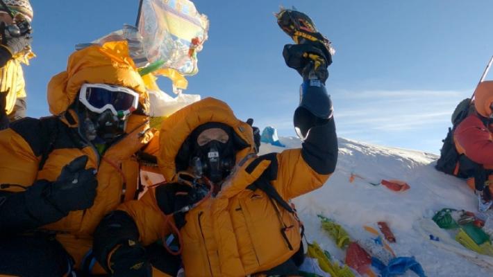 In vetta all'Everest senza gambe: l'impresa di Andrea Lanfri