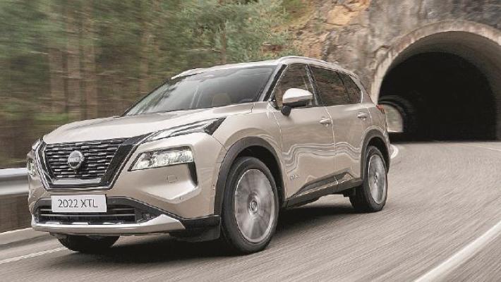 X-Trail, cambia tutto