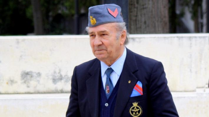 Fontana, addio al trombettiere dell'Arma aeronautica