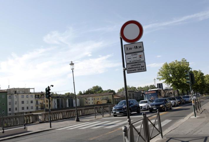 Corsie preferenziali,   sono in arrivo oltre 1500 multe