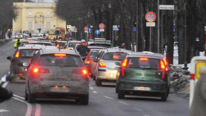 A Parma 3.500 auto senza assicurazione. Ecco cosa fare in caso di incidente