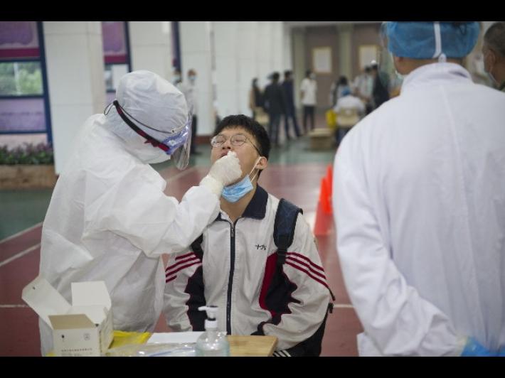 Uno studio di Harvard: gli ospedali di Wuhan affollati gi&agrave; ad ottobre