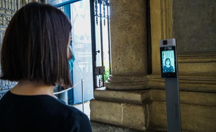 Mascherine gratuite alle famiglie in difficolt&agrave; e saturimetri e termoscanner ai Centri per le famiglie