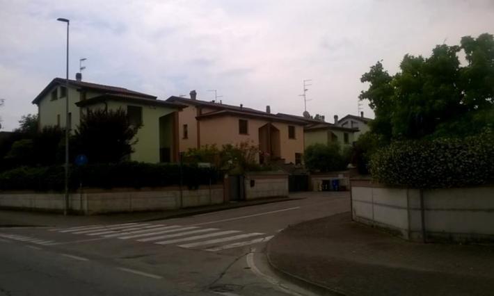 Tentato furto, &laquo;salvati&raquo; dal cane