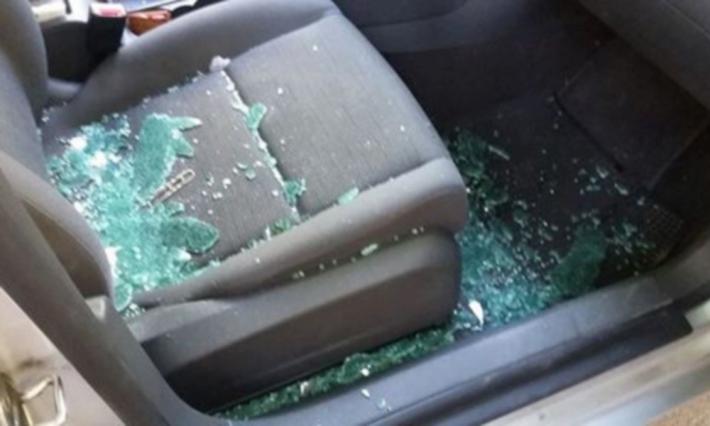 Raid dei topi d'auto anche nel parcheggio coperto