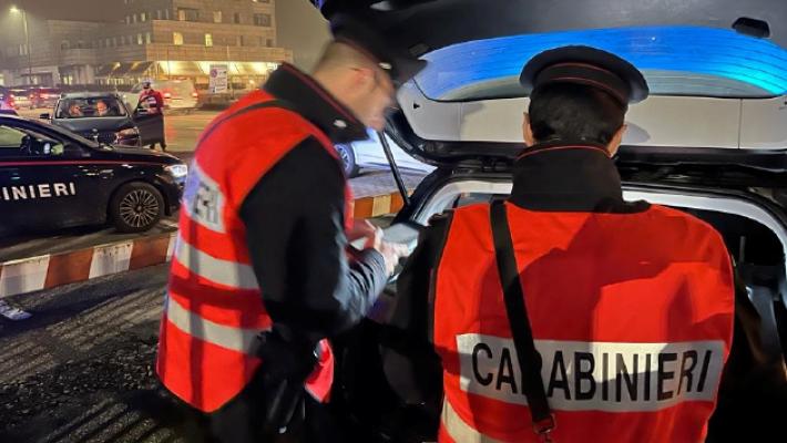 Lotta allo spaccio, trovate 11 persone con della droga