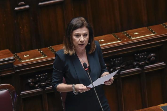 De Micheli: "Sbloccati cantieri per 11,3 miliardi"