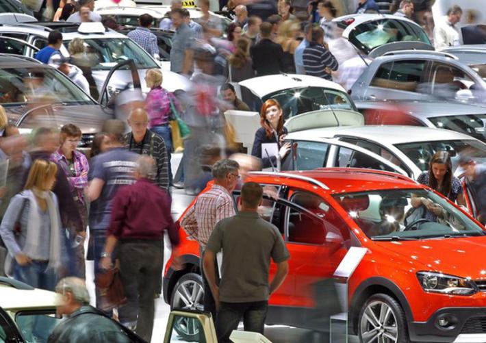 Auto: il  Covid dimezza le vendite, a maggio -56,8% 