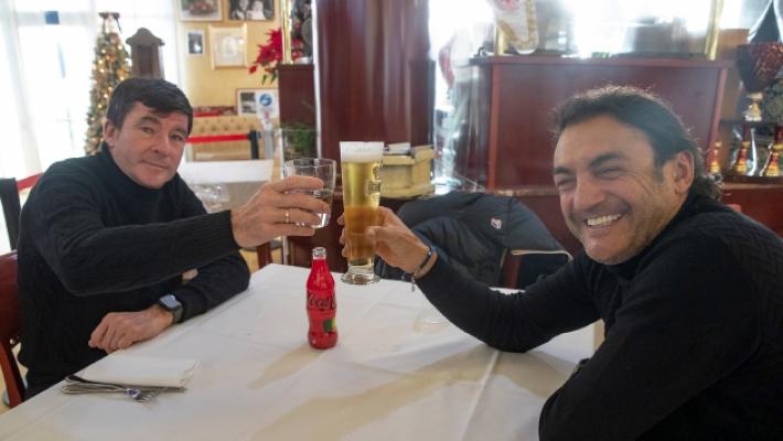 Il pranzo parmigiano dei &laquo;miti&raquo; Bugno e Chiappucci: &laquo;La nostra, una rivalit&agrave; nata per il pubblico&raquo;