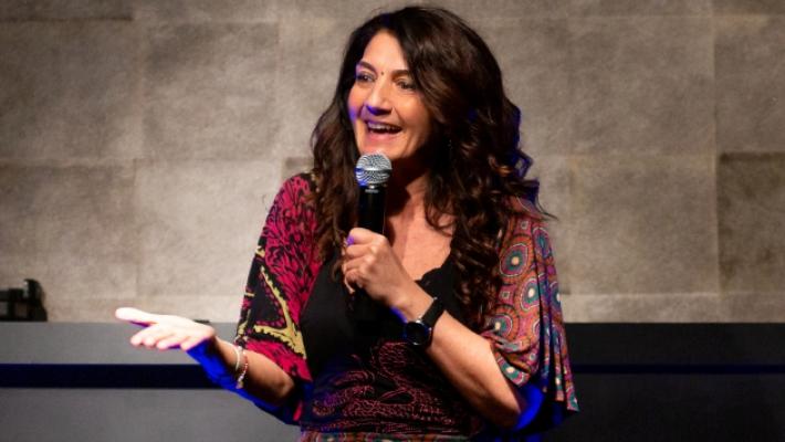 &laquo;Una Roberta a Parigi&raquo;: con la Cecchin risate d'oltralpe